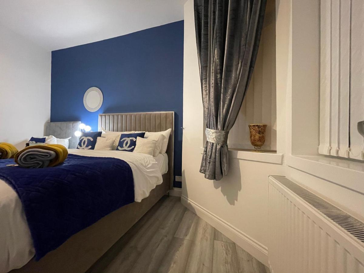 HLA Holytown Apartman Mossend Kültér fotó