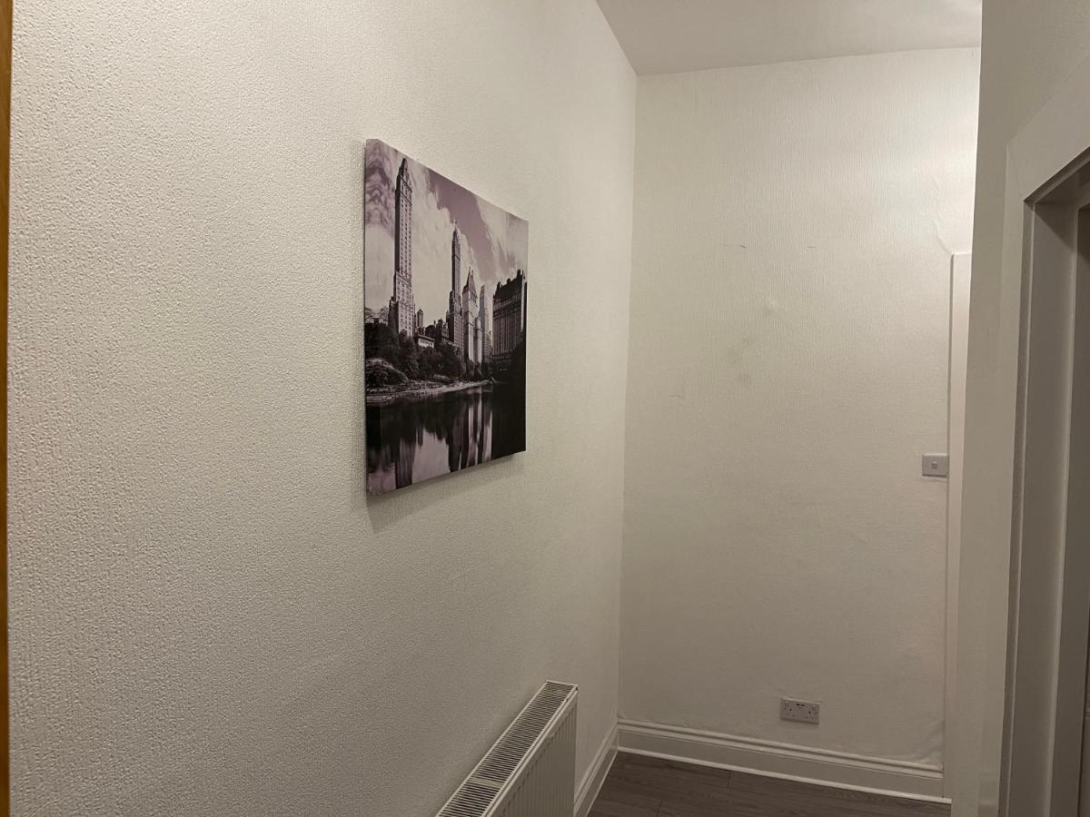 HLA Holytown Apartman Mossend Kültér fotó