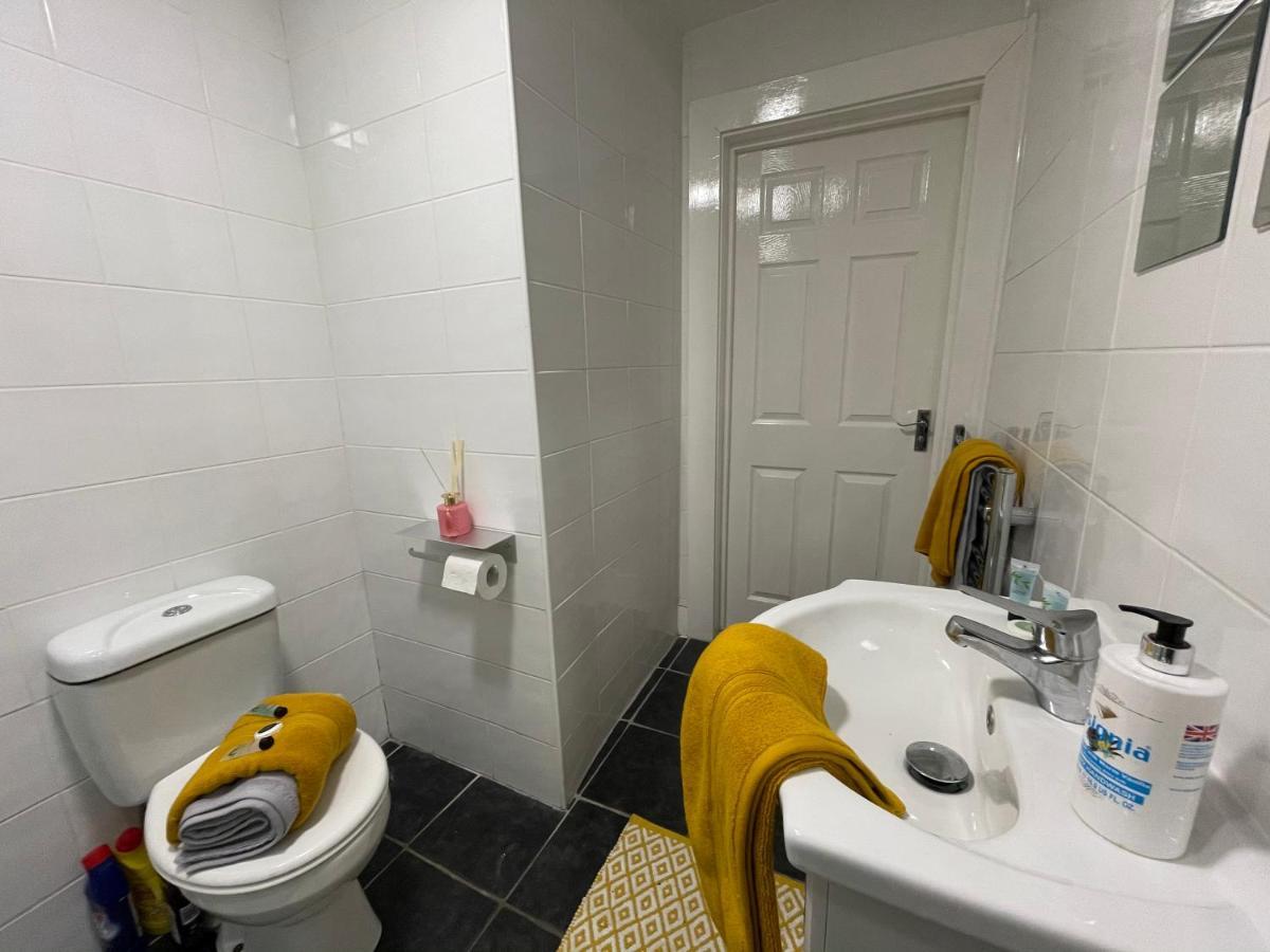 HLA Holytown Apartman Mossend Kültér fotó