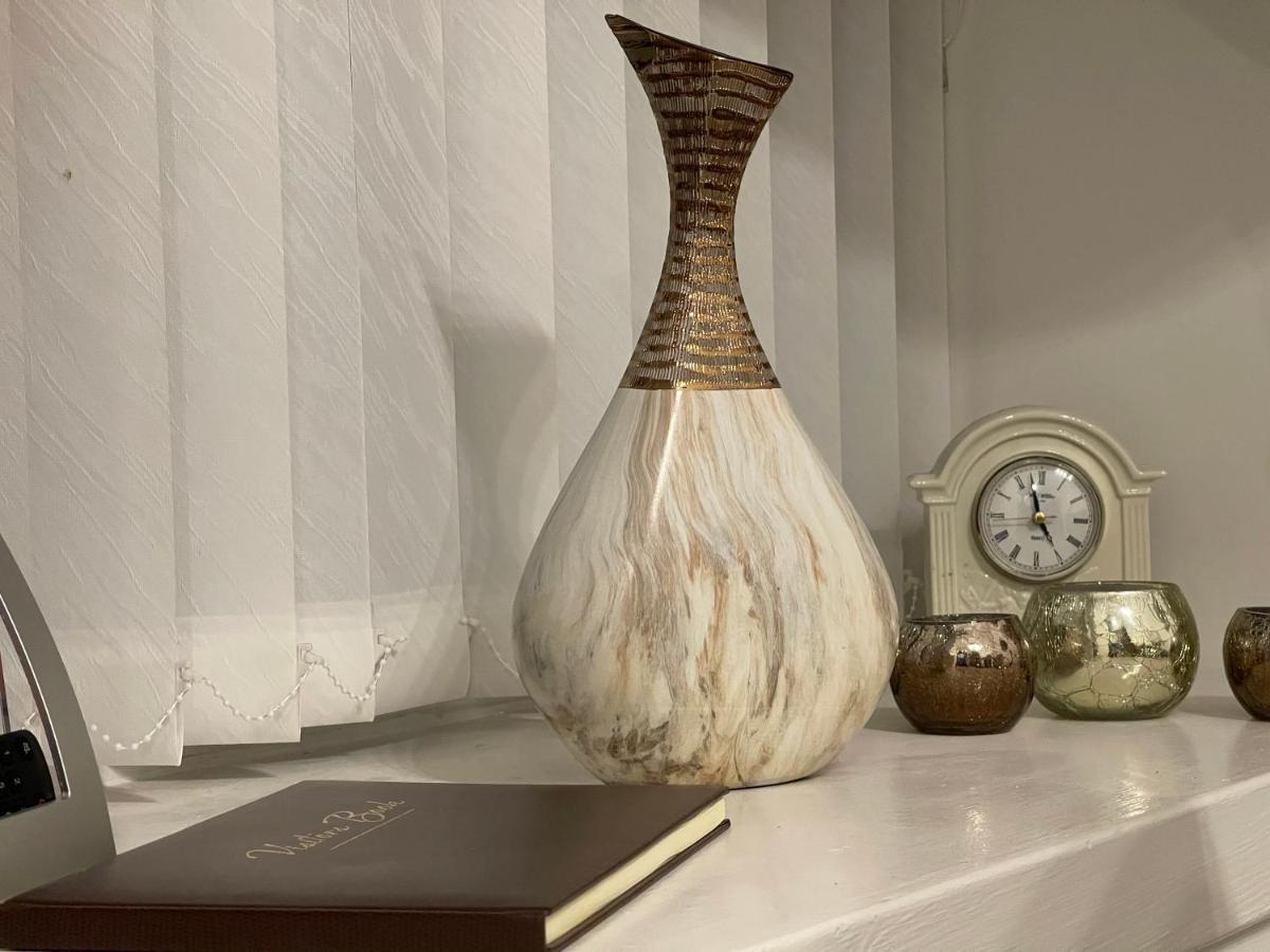 HLA Holytown Apartman Mossend Kültér fotó